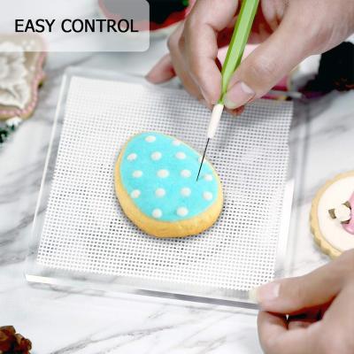 China Disposable Cookie Decorating Turntable Sugar Cake Cookie Decorating Supplies Kit With Anti-Slip Silicone Mat for sale