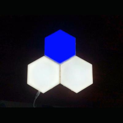 China 10pcs DIY Functions Hot Magnetic Hexagonal Magnetic Modular Wall Touch Novelty Led Touch Quantum Light Lighting for sale