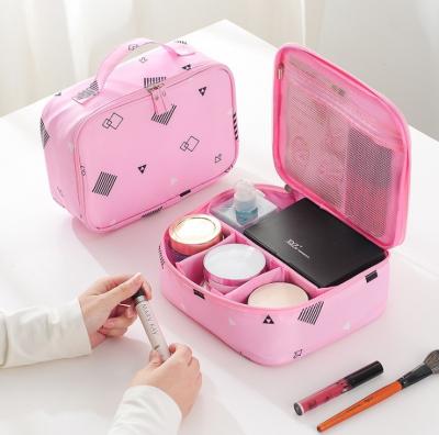 China Lady Hot Selling Travel Portable Cosmetics Bag Large Capacity Waterproof Makeup Organizer Bag Washing Bag for sale