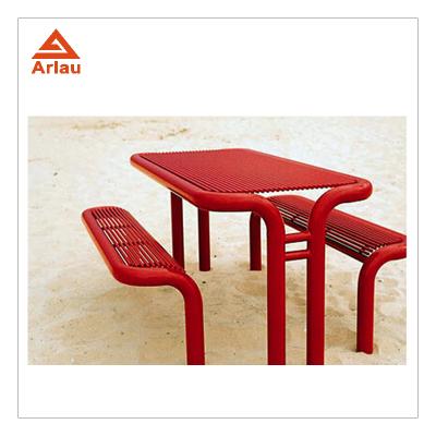 China Modern Outdoor Red Picnic Table And Chair Patio Metal Mesh Dining Table Beer Table for sale