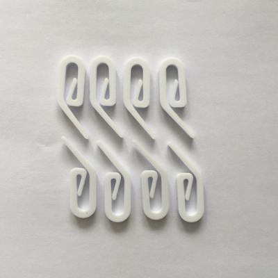 China Metal Curtain Hooks For Rods Curtain Accessories Plastic Curtain Supplies Grommets Curtain Hook for sale