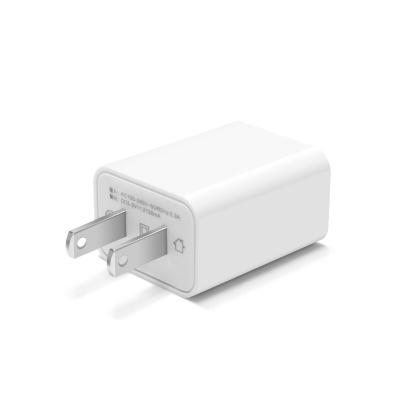 China Convenient wholesale price us wall fast charger 1port 5v2a white usb socket wall charger for iphone12 for sale