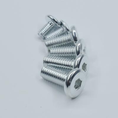 China Stable Sponges Fastener Screw Fasteners / Bolt Connector / Button Head Socket Screws for sale