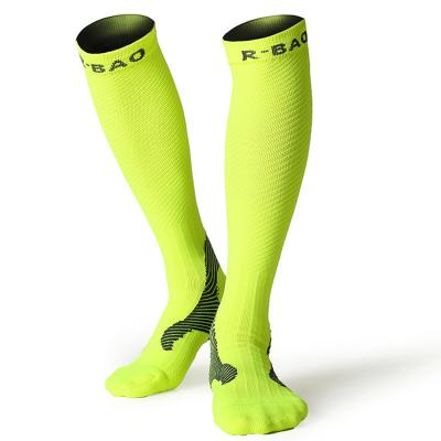 China Hot Sale QUICK DRY High Elastic Sports Basketball Basketball Compression Socks For Men for sale