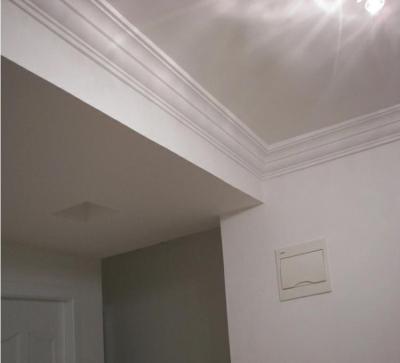 China Hotel Plaster Cornice Construction / Decoration Materials Gypsum Cornice 2.45 Meters Pop Up False Ceiling for sale