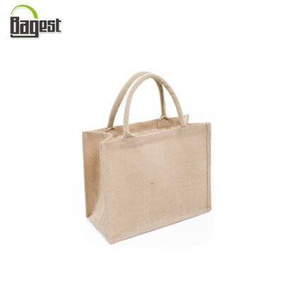 China Durable High Quality Natural Gift Folding Tote Beach Bags With 350GSM Jute Customer Lamination Inside for sale