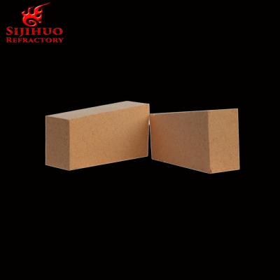 China 50T/D Capacity SK30/SK34/SK35/SK36/SK37/SK38/SK40 Fire Clay Brick for Industrial Furnaces in Yellow Color for sale