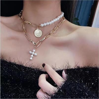 China Europe and America Jewelry Multilayer Cheap Gold Twisted Necklace With Pearl Vintage Queen Coin Pendant for sale