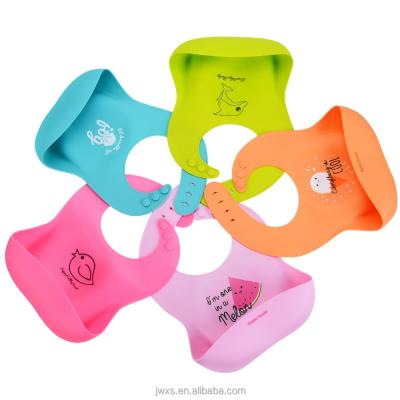 China Viable Waterproof Silicone Baby Bib, Baby Bandana Drool Bib, Dental Training Bib for sale