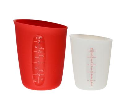 China Flexible Cooking Tool Silicone Measuring Cup Measuring Cup Flexible Pinch With Pour Measuring Beaker for sale