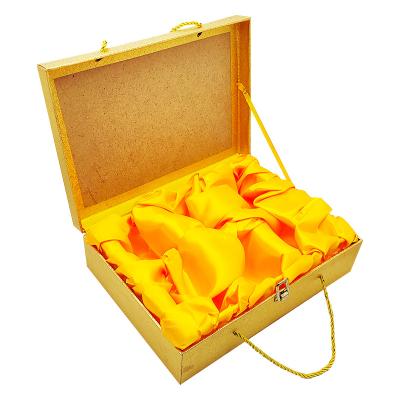 China Recyclable Custom Luxury Cardboard Box With EVA Foam Plug Collocation Metal Loop for sale