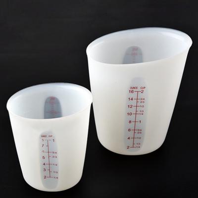 China Liquid Ingredients Silicone Measuring Cup Set for sale