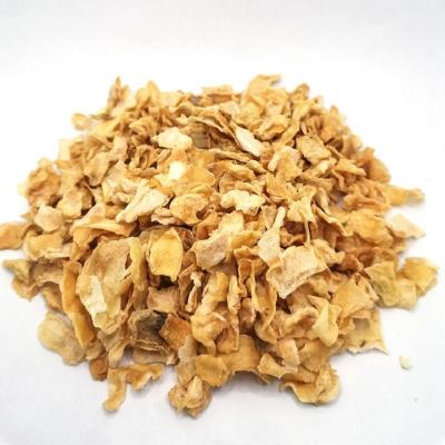 China Natura Direct Selling Premium Dried Food Grade 100% Dried White Onion Chopped for sale