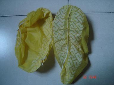 China CE ISO Yellow / Blue Shoe Covers Disposable Anti Skid Lightweight One Time Use for sale