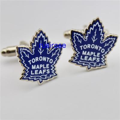 China Personalized metal cufflinks custom-made,factory directly customized Maple Leaf shape cufflink, activities gift cufflink for sale