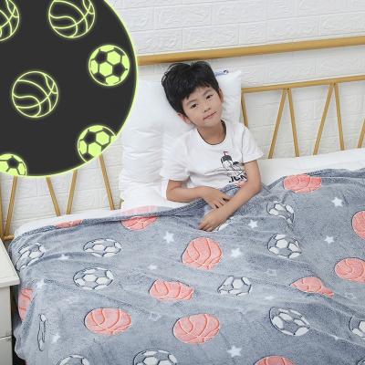 China Accept Anti-Static Custom Design Football Heart Print Kids Luminous Blanket Flannel Glow In Dark Fleece Blanket for sale