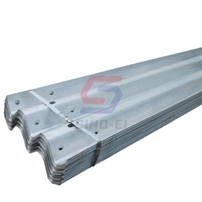 China Roadway Safety AASHTO M180 Corrugated Metal Thire Beam Highway Guardrail Traffic Barrier for sale