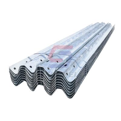 China Anti-Corrosion Zinc Coated W Beam Highway Guardrail Traffic Barrier For Sale for sale