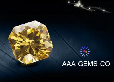 Cina immaginazione Moissanite dello speciale di 7mm in giallo-chiaro per Nacklace, anelli in vendita