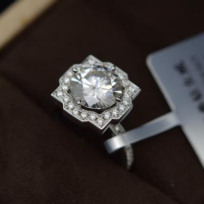 China de Juwelenring van 2cts Moissanite om Vorm 8mm Aanvaardbaar Grootteoem/ODM Te koop