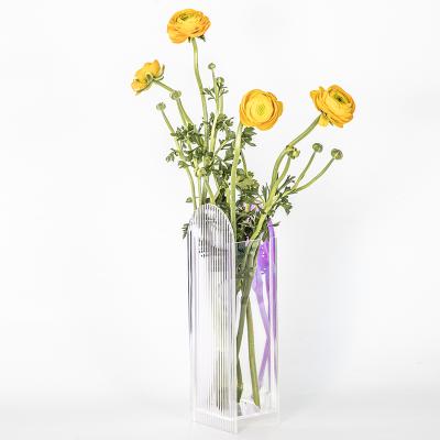 China HOMESWEET Modern Custom Round Shape Colorful Home Decoration Made Shape And Size High Quality Acrylic Vase For Flowers for sale