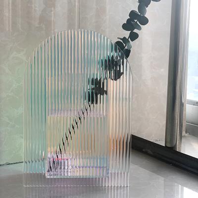 China NEW Modern Iridescent Acrylic Flower Vases Custom Home Decoration Flower Vase Geometric Tabletop Customized Color for sale