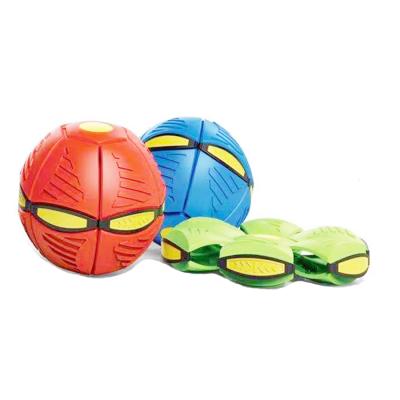 China Sport Toys Hot Amazon Family Fun Game Outdoor Sports Fitness Toys Transforming Magic UFO Flying Disc Ball Duct Flying Ball Toys for sale