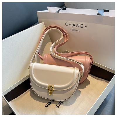 China 2023 New Design Fashion Women Waterproof High Quality Purses Shoulder Handbags Saddle Casual Bag for sale