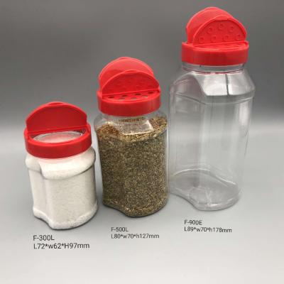 China Viable Clear Empty Spice Bottles Plastic 500ml Pet Salt Shaker Spice Jar for sale