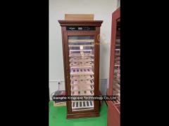 double door wood wine cooler with temperature range of 5-22c and humidity of 58-78%