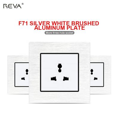 China Three-hole residential/general purpose multi-function socket for sale