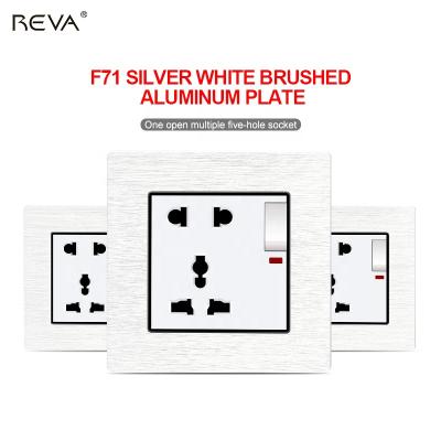 China Residential / General Purpose Type 86 Socket Three-Hole 13a Hong Kong Standard Multifunctional Silver White British Socket With Switch for sale