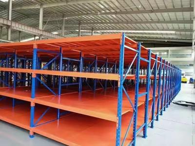 China Galvanized Medium Duty Racking Shelving Warehouse Storage Adjustable Longspan for sale