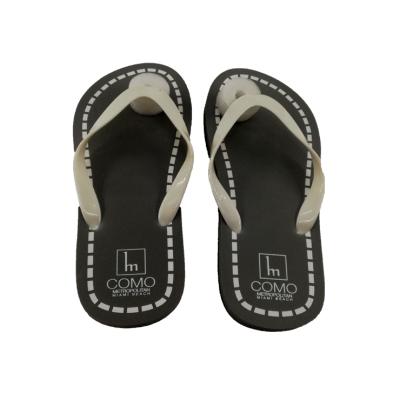 China Fashion Trend Wholesale Summer Beach Flip Flops Pvc Ladies Man Sandals Outdoor Flip Flops Slippers for sale