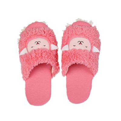 China Fashion Trend New Fashion Style Indoor Slipper Custom Design Cute Sheep Pattern Animal Shaped Women Plush Slipper for sale