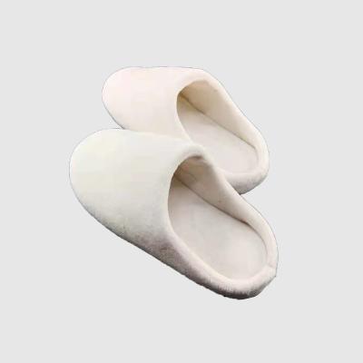 China Low Price Cotton Velvet Home Slipper Lightweight Soft Personalized Disposable Indoor Slippers for sale