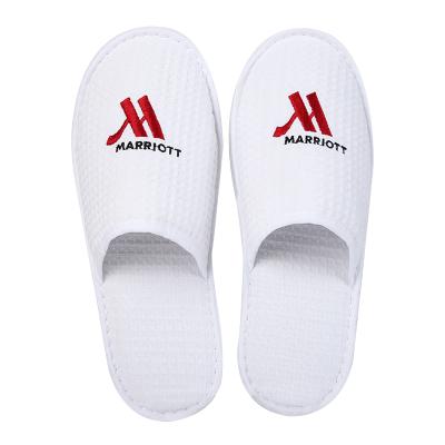 China Factory Anti-skid Materials Embroidery Disposable Closed Toe Waffle Logo White Custom Slippers for sale