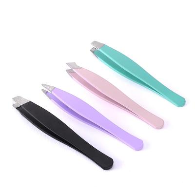 China Wholesale Mini Plastic Stainless Steel Slanted Eyebrow Grip Comfortable Eyelash Tweezers Lovely Brow Tweezers for sale