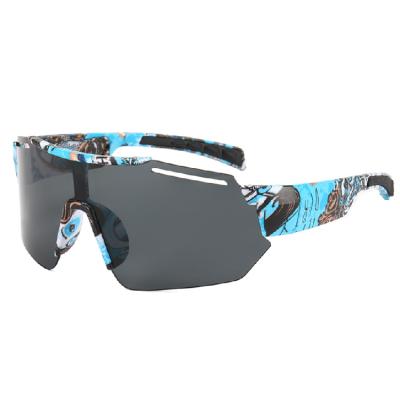 China Outdoor colorful sports reflect new 2021 European border and American outdoor cycling large fashion frame for men and women sports sunglasses for sale