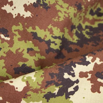 China Italiaanse militaire kledingstukken Tactische uniformstof Teflon / Anti-infrarood / Anti-ultraviolet / Anti-muggen camouflagekledingstuk Te koop