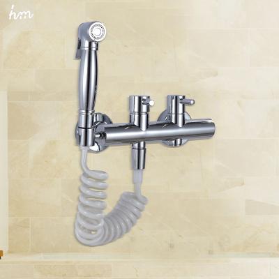 Cina Modern bathroom accessory chrome portable shattaf brass bidet with flexible shattaf hose hose in vendita