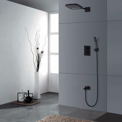 중국 Without Thermostatic Shower Faucet Wall Mounted Waterfall Slide Bar Bathroom Accessories Rainfall Shower Set 판매용