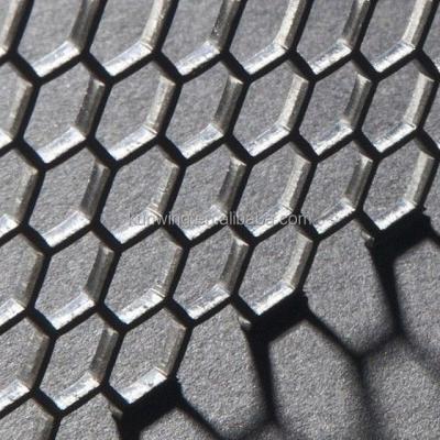 China 4ft x 8ft Sheet Metal Mesh Small Hole Expanded Mild Steel Metal Modern Expanded Diamond Mesh for sale