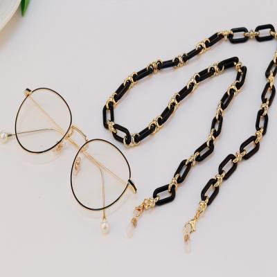 China Hot Sale Fashion Popular Glass Chain Accessories Environmental Friendly Anti-lost Acrylic Chain Necklace for sale