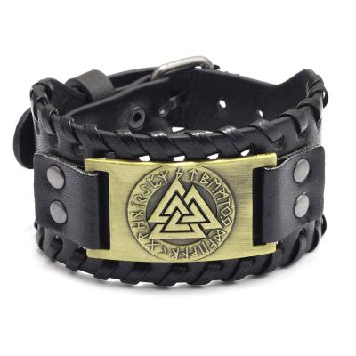 China Retro Viking Totem Leather Bracelet Norse Rune Punk Letter Marks Men's Charm Bracelet for sale