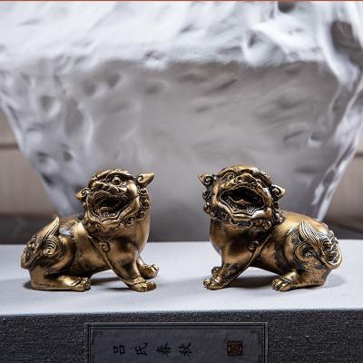 China Resin Chinese Style Lion Ornaments Resin Animal Home Decoration Ornaments Soft Ornaments for sale