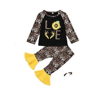 China Casual Wholesale Monogrammed Girls Long Sleeve Leopard Ruffle Two Piece Outfit for sale