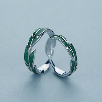 China Fashion TRENDY Personality Couple Rings For Valentine's Day Jewelry Banana Leaf Simple Open Ring for sale