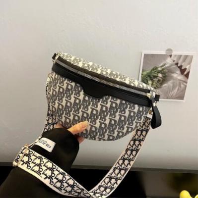 China 1:1GG5A Motion detection chest bag fashion trend embroidery waist bag temperament leather shoulder bag for sale