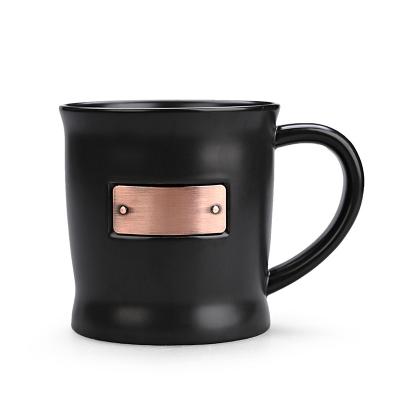 China Viable Hotsale Customize Multicolored Ceramic Cup Creative Logo Coffee Mug With Iron Strap Household Milk Coffee Cup With Lid for sale